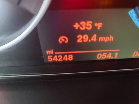 Used 2017 BMW 320i xDrive Sedan image 30