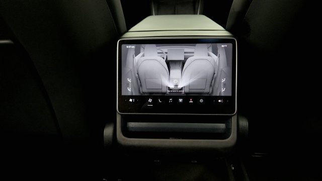 Used 2026 Tesla Model Y Long Range RWD image 55