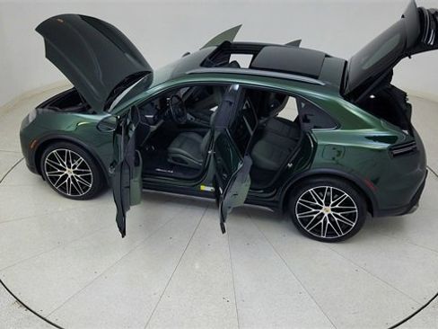 Used 2025 Porsche Macan 4S Electric image 84