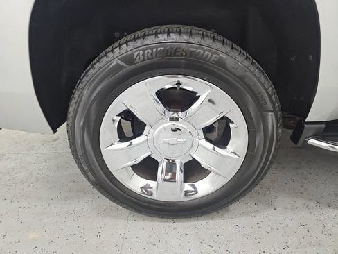 Used 2020 Chevrolet Tahoe Premier AWD/4WD image 7