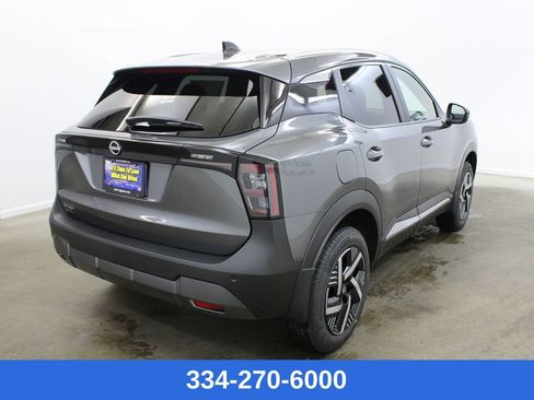 New 2026 Nissan Kicks SV image 4