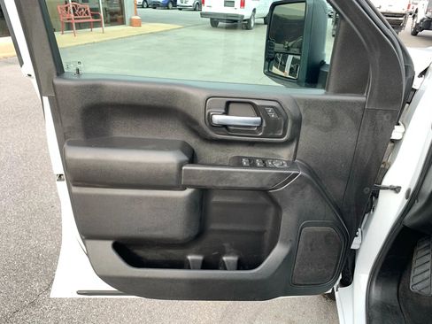 Used 2020 Chevrolet Silverado 2500 W/T w/ WT Fleet Convenience Package image 6