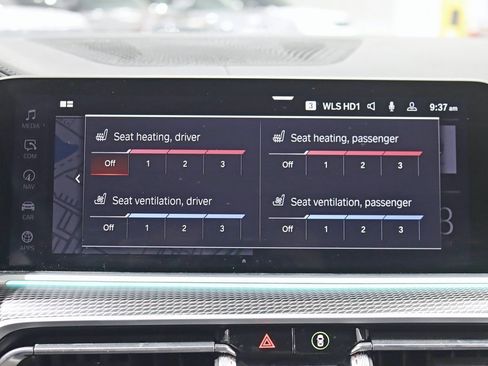 Used 2022 BMW X6 xDrive40i w/ Executive Package image 29