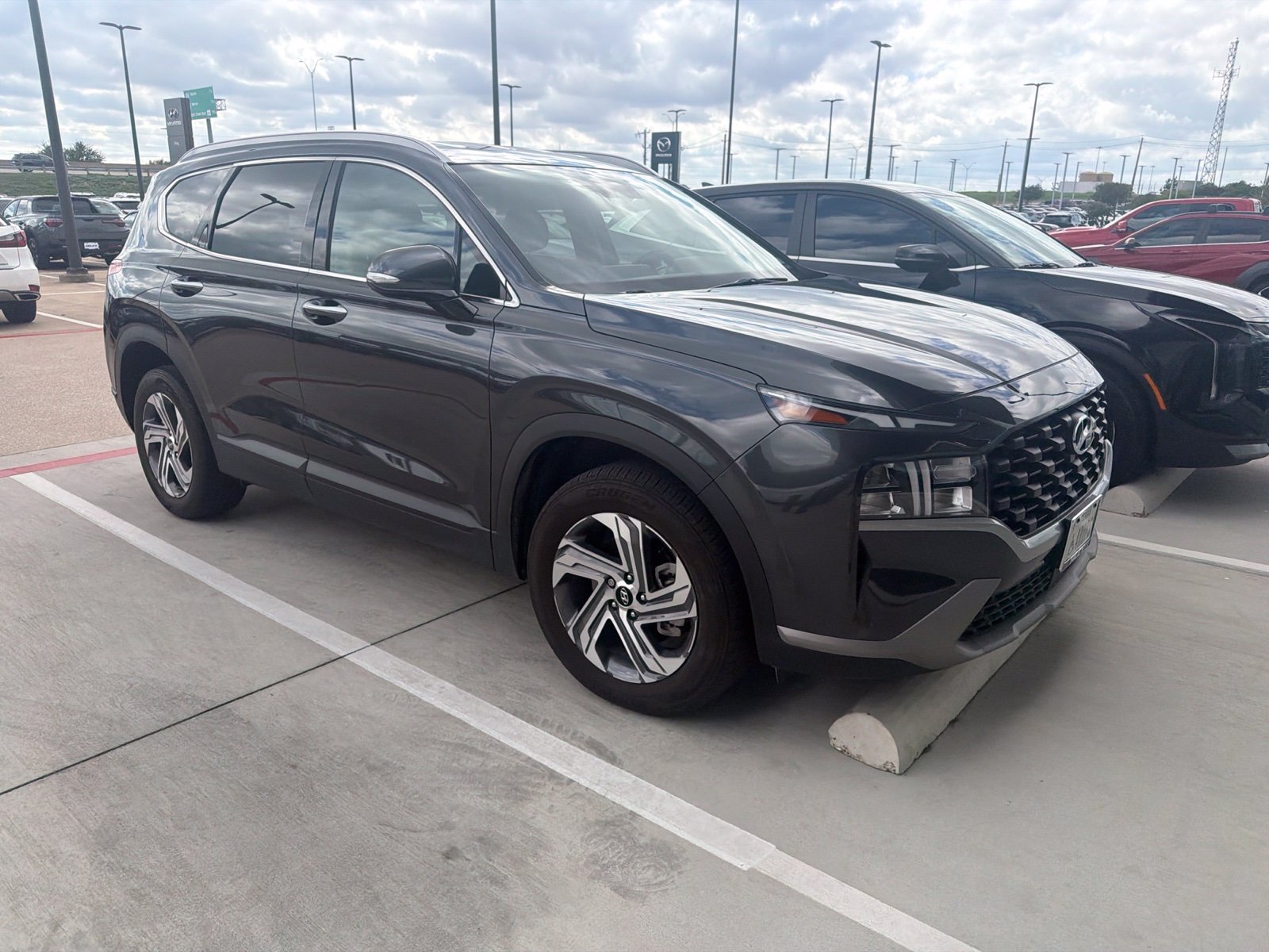 Used 2023 Hyundai Santa Fe SEL w/ Cargo Package FWD image 3