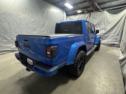 Used 2022 Jeep Gladiator Overland image 5