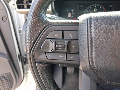 Used 2024 Toyota Tacoma SR AWD/4WD image 17