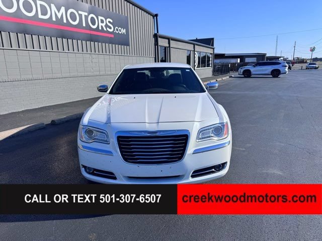 Used 2013 Chrysler 300 C RWD image 14