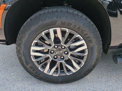 Used 2025 Chevrolet Tahoe Z71 w/ Z71 Off-Road Package image 10