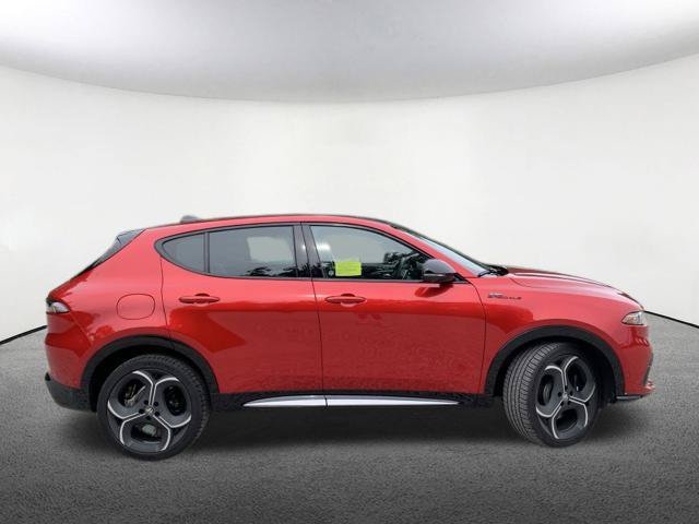 Used 2026 Alfa Romeo Tonale w/ Active Assist Package AWD/4WD image 17