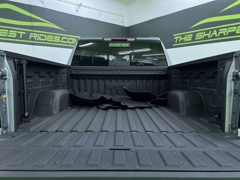 Used 2025 GMC Sierra 1500 AT4 w/ AT4 Premium Package AWD/4WD image 28