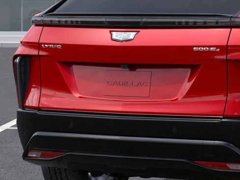 New 2025 Cadillac Lyriq Sport image 14