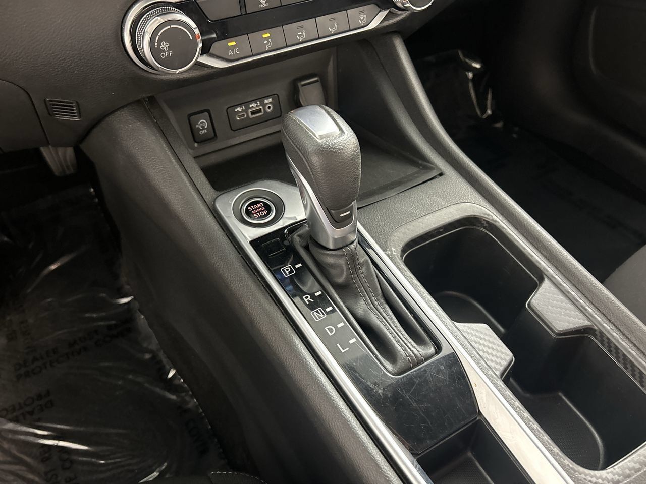 Used 2024 Nissan Sentra SV FWD image 16