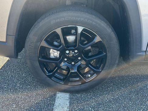 Used 2022 Jeep Compass Altitude image 7