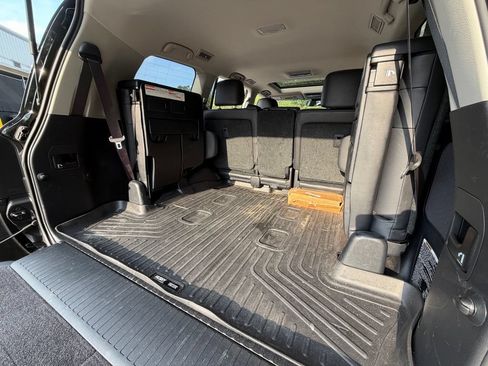 Used 2017 Toyota Land Cruiser AWD/4WD image 12