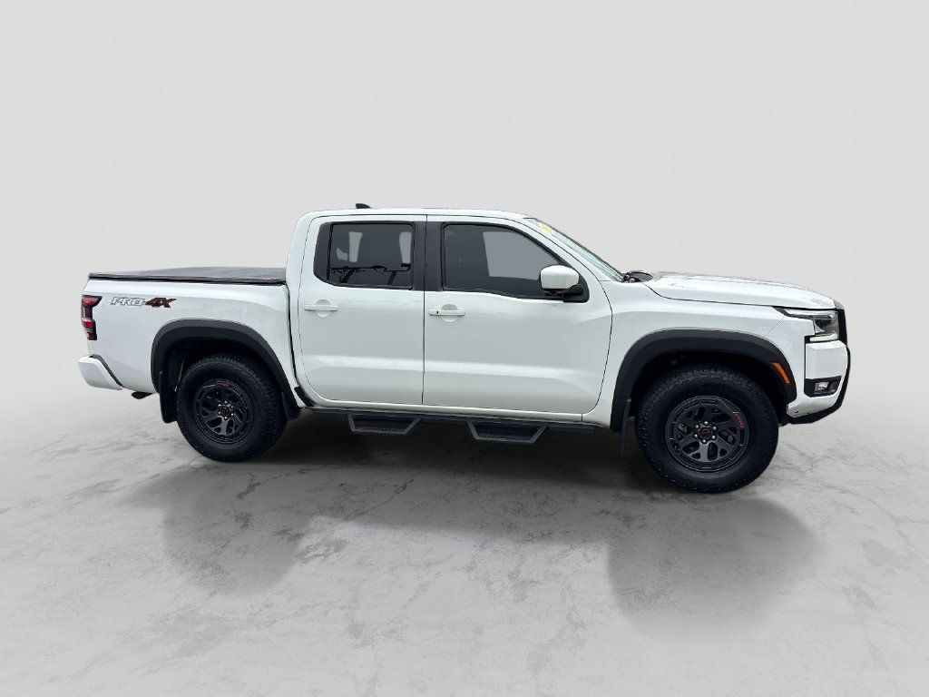 Certified 2025 Nissan Frontier PRO-4X w/ Pro Convenience Package AWD/4WD image 6