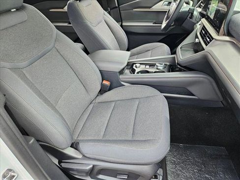 Used 2025 Ford Explorer Active image 20