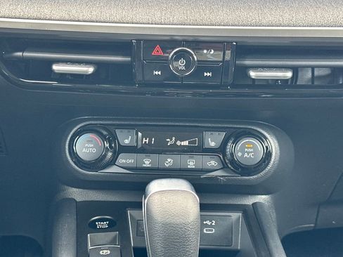 New 2026 Nissan Kicks SV w/ SV Premium Package image 20