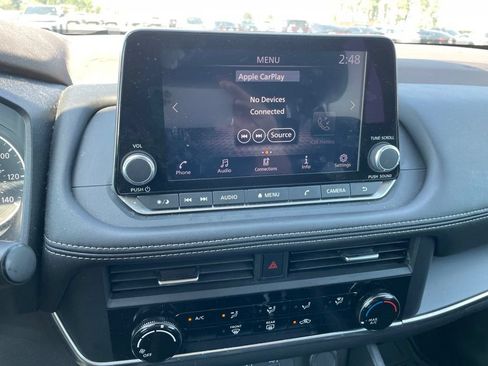 Used 2023 Nissan Rogue S FWD image 22