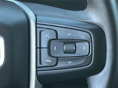 Used 2023 GMC Yukon XL Denali image 15