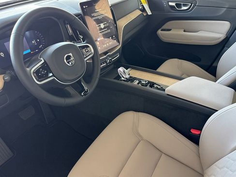 Used 2026 Volvo XC60 B5 Plus w/ Protection Package Premier image 11