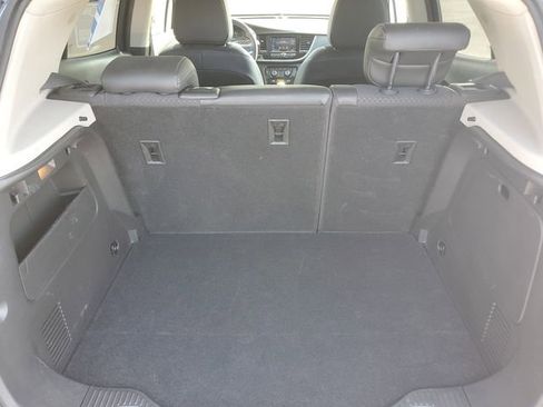 Certified 2022 Buick Encore Preferred w/ Safety Package AWD/4WD image 8