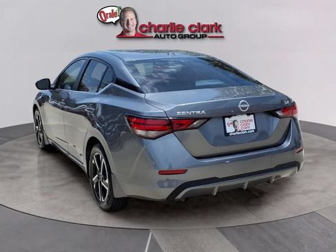 Used 2024 Nissan Sentra SV FWD image 3