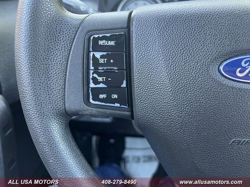 Used 2010 Ford Focus SE FWD image 18