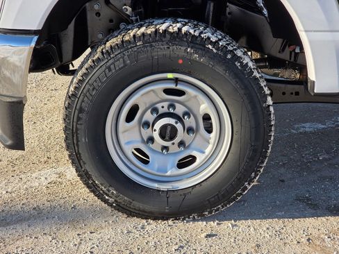 New 2026 Ford F350 XL w/ XL Chrome Package image 15