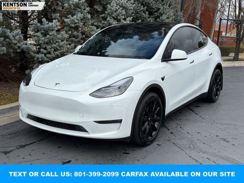 Used 2024 Tesla Model Y Long Range image 3