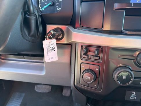 Used 2025 Ford F250 XLT image 25