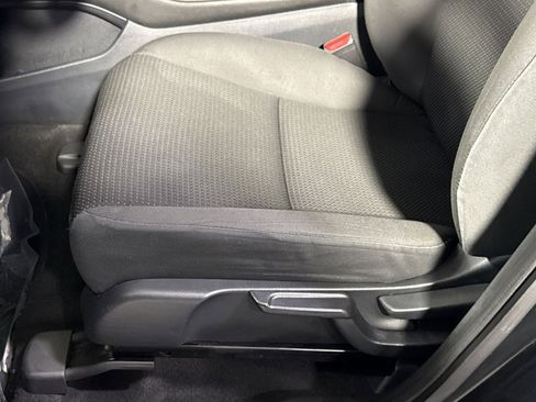 Used 2019 Honda HR-V LX image 14