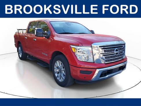 Used 2023 Nissan Titan SV w/ SV Convenience Package image 1