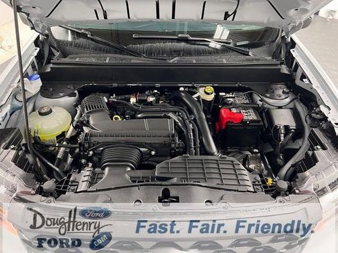 New 2025 Ford Maverick XLT w/ XLT Luxury Package image 22