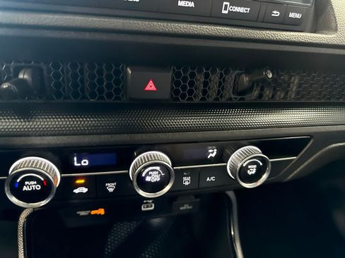 Used 2024 Honda CR-V LX image 24