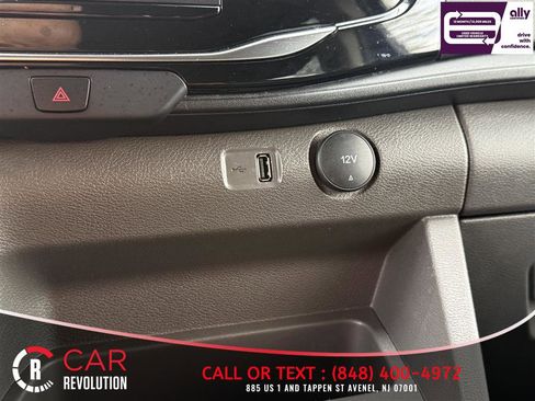 Used 2023 Ford Transit 350 XLT image 27