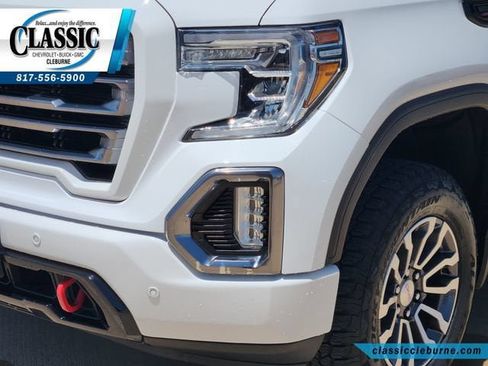 Used 2020 GMC Sierra 1500 AT4 w/ AT4 Premium Package AWD/4WD image 11
