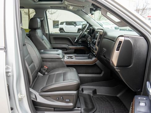 Used 2018 GMC Sierra 1500 Denali w/ Denali Ultimate Package image 10