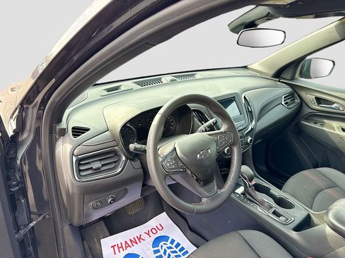 Used 2022 Chevrolet Equinox RS w/ LPO, Floor Liner Package FWD image 9