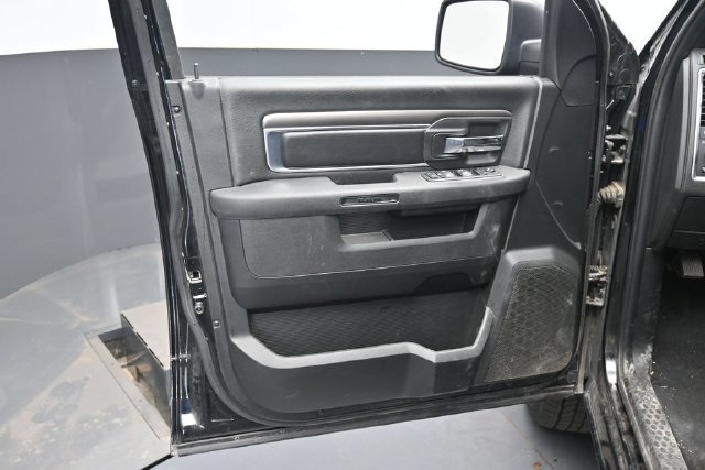 Used 2024 RAM 1500 Warlock AWD/4WD image 12