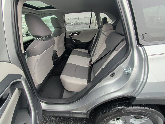 Used 2025 Toyota RAV4 XLE w/ Convenience Package FWD image 11