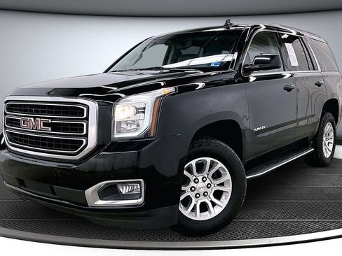 Used 2018 GMC Yukon SLT AWD/4WD image 3