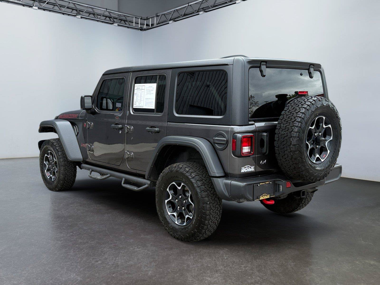 Used 2023 Jeep Wrangler Unlimited Rubicon AWD/4WD image 5