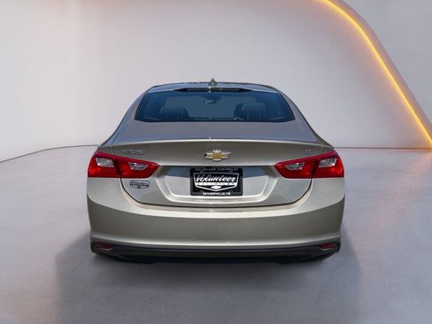Used 2023 Chevrolet Malibu LT FWD image 4