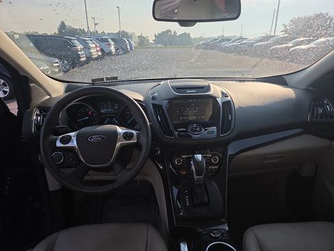 Used 2015 Ford Escape Titanium w/ Equipment Group 301A AWD/4WD image 5