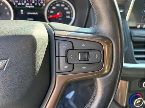 Used 2021 Chevrolet Suburban High Country image 32