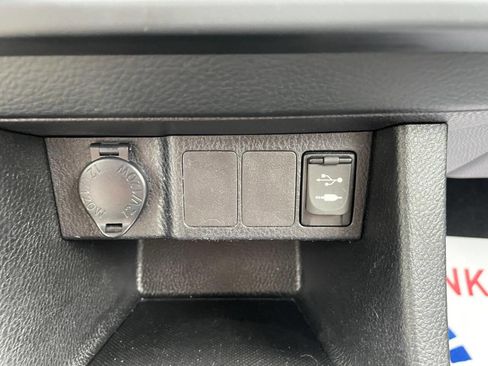 Used 2014 Toyota Corolla L image 22