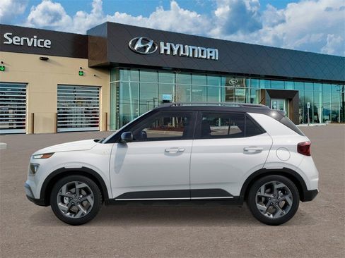 New 2026 Hyundai Venue SEL image 3