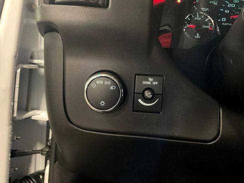New 2025 Chevrolet Express 2500 Extended image 18