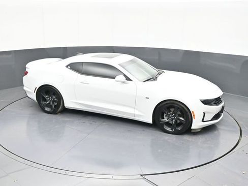 Used 2022 Chevrolet Camaro LT image 57
