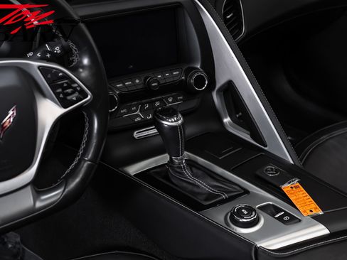 Used 2019 Chevrolet Corvette Grand Sport w/ Carbon Flash Badge Package RWD image 31